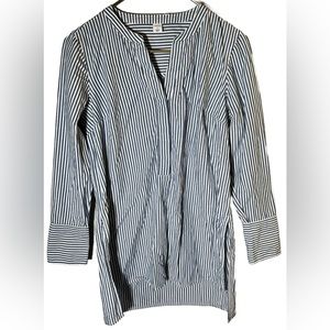 Old Navy Long Sleeve V-neck 2 Button Blouse Striped Women's Small Shirt Blue